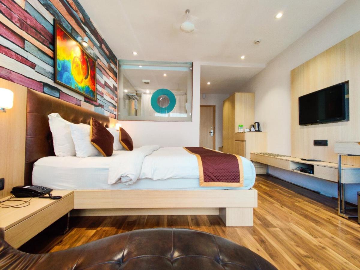 Hotel Sadbhav Villa 수라트 외부 사진